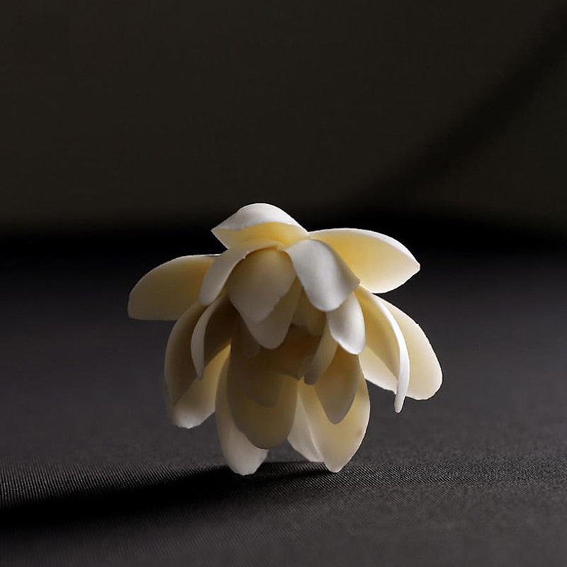 Handmade Buddhist Aromatherapy Censer Use In Office Teahouse Ceramic White Lotus Incense Burner Home Decor Incense Stick Holder