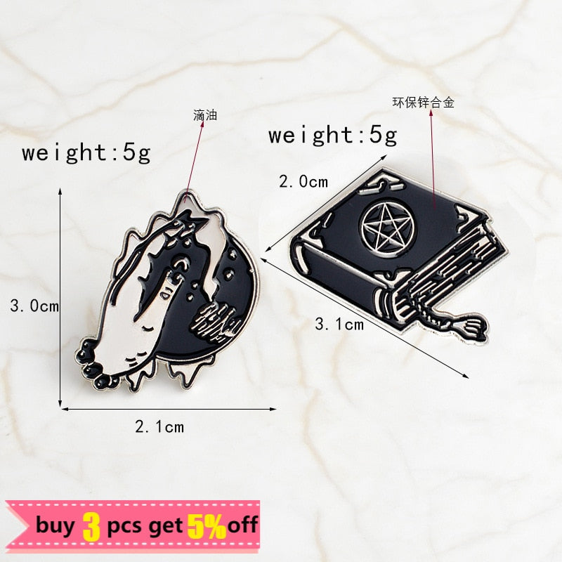 Black Witch Pins Spell Book Magical Crystal Ball Hand Brooches Enamel Dark Punk Lapel Pin Button Badges Jewelry Gift for Witches